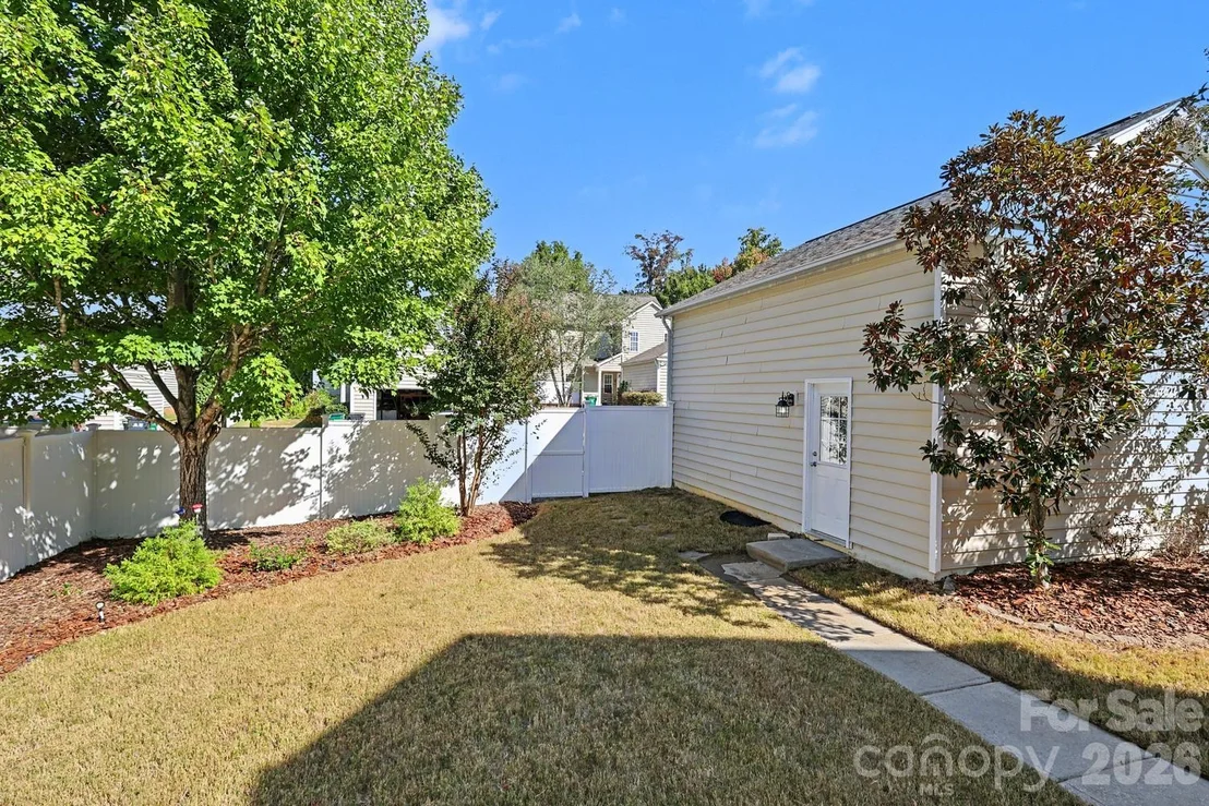 Photo of 10509 Serape Road