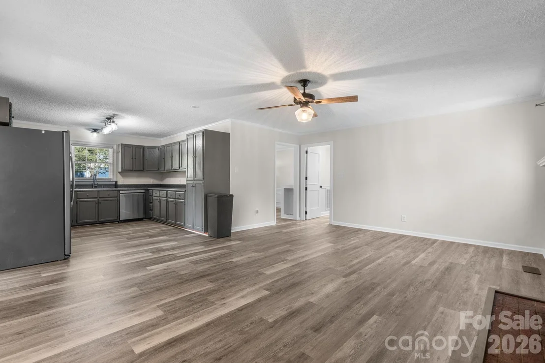 Photo of 5795 Valley Field Road