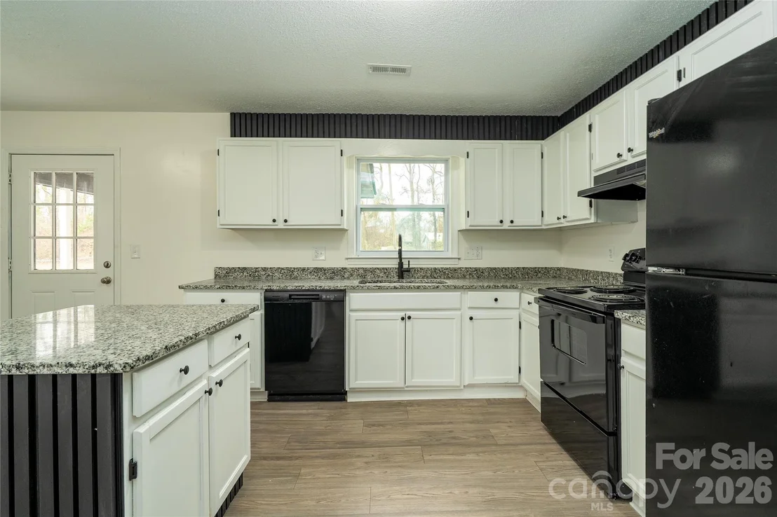 Photo of 3115 Crestview Drive