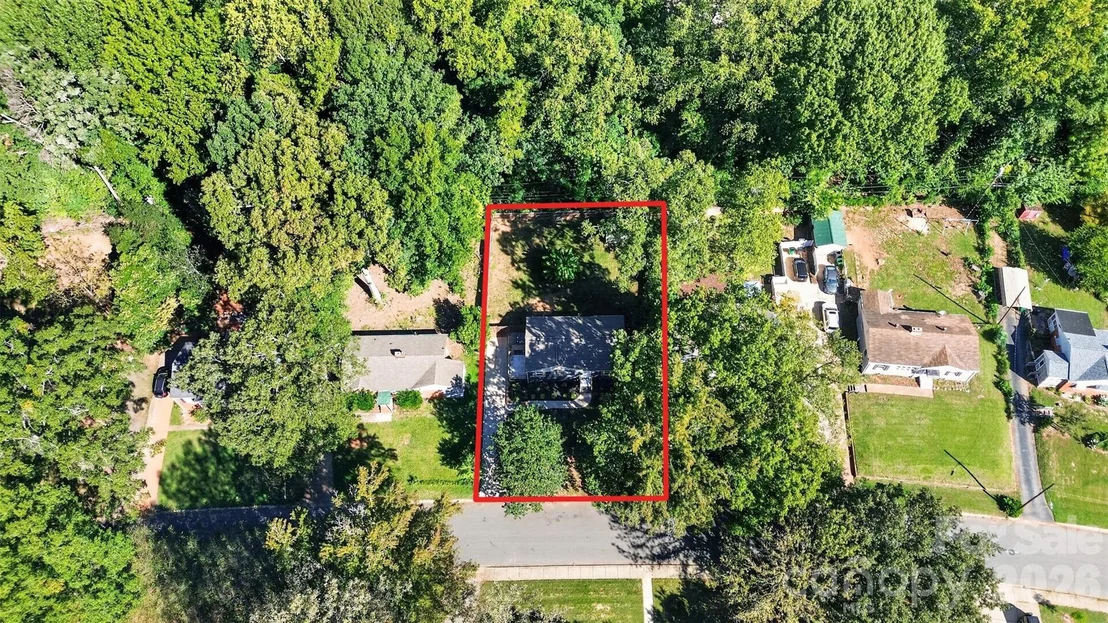 Photo of 2736 Royston Road