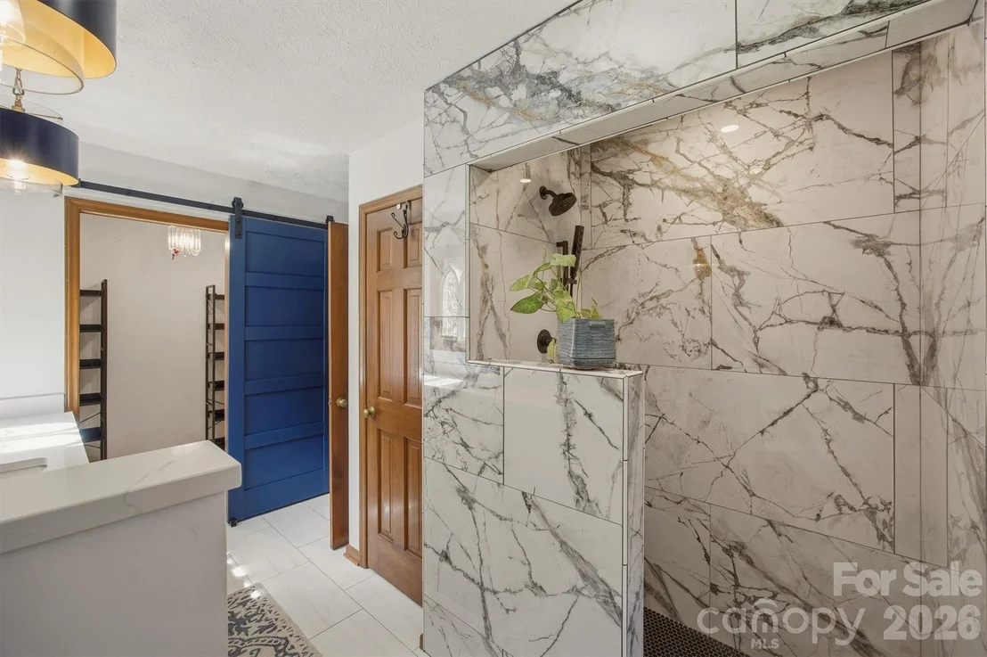 Photo of 232 Westwood Drive