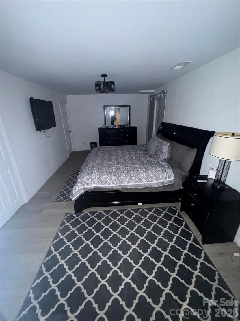 Photo of 772 Rosegate Drive