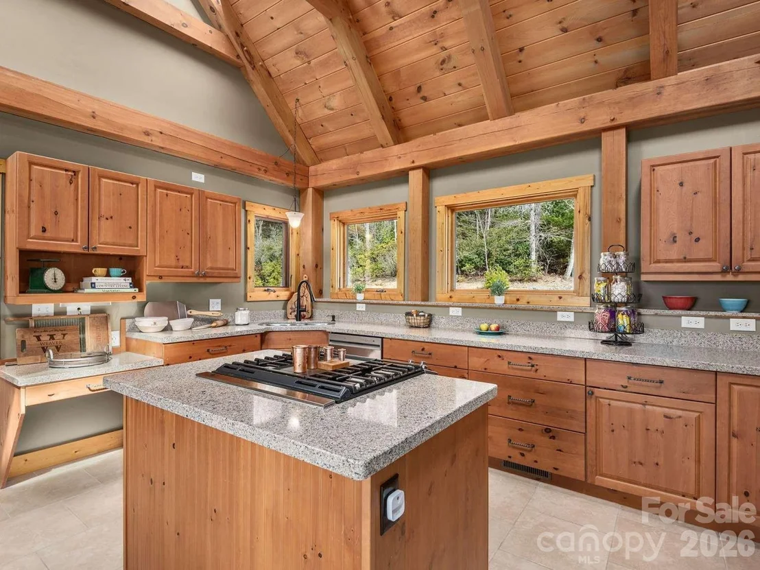 Photo of 770 Dream Weaver Drive