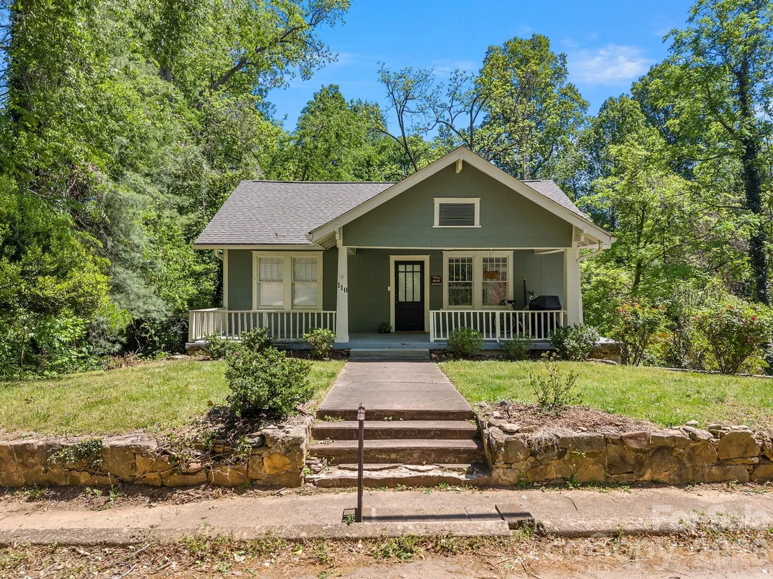 Photo of 110 Grady Avenue