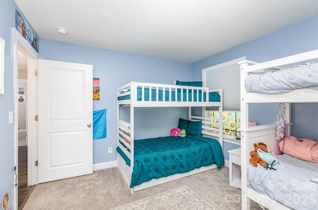 Photo of 128 Longleaf Drive