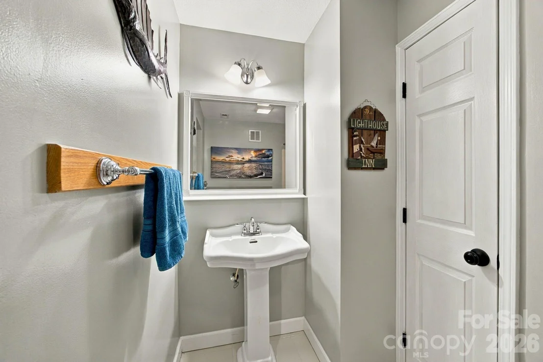 Photo of 1463 Brookstone Drive
