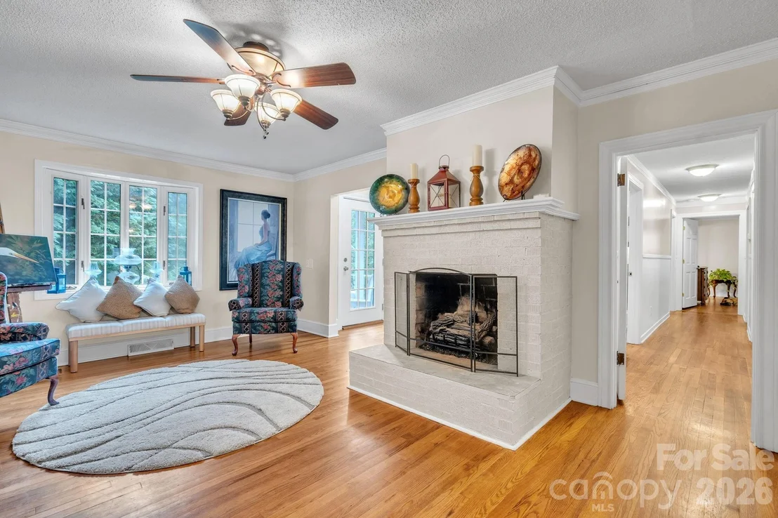 Photo of 103 Forest Avenue