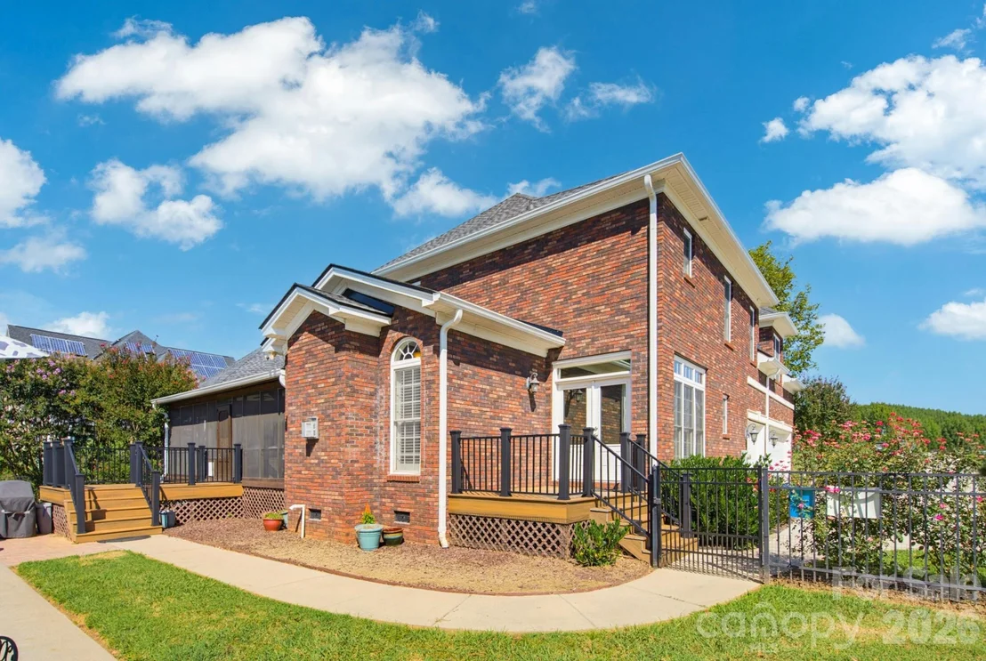 Photo of 1177 Springlake Road