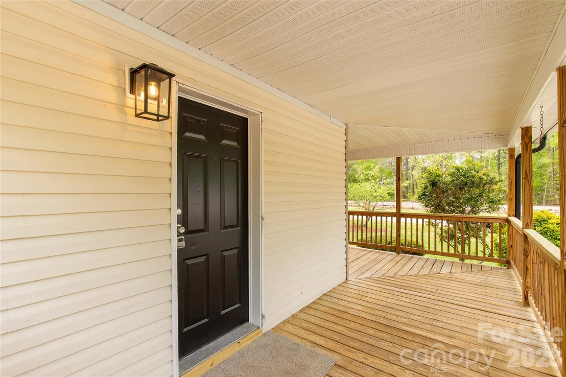 Photo of 2425 Kershaw Camden Highway