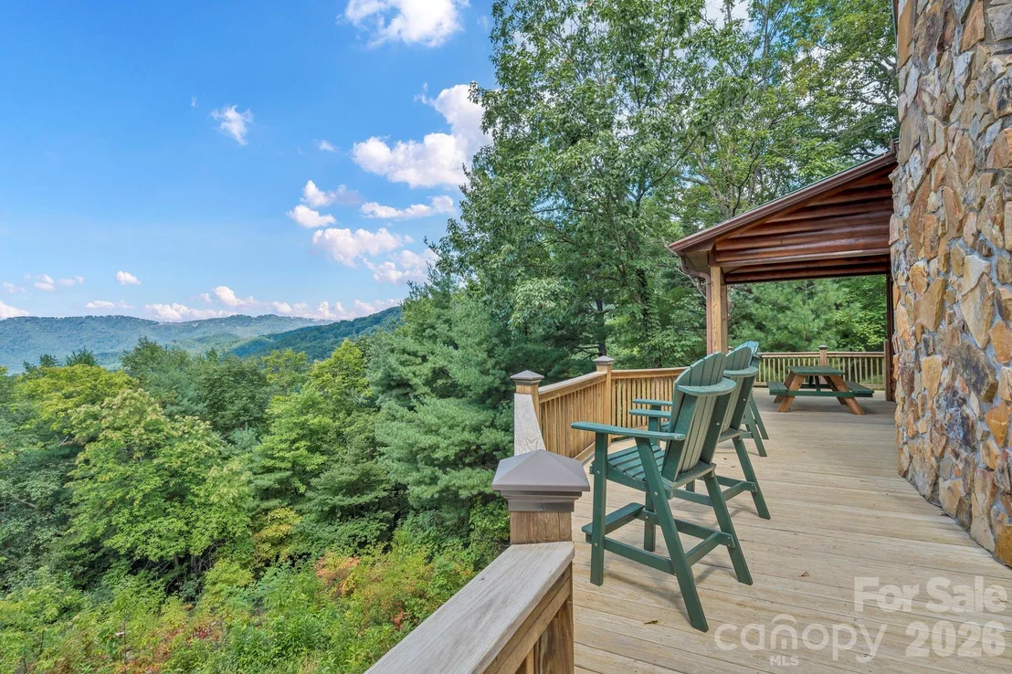 Photo of 4880 Nightingale Lane