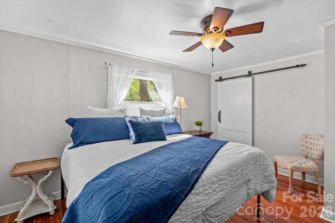 Photo of 395 Rendleman Drive