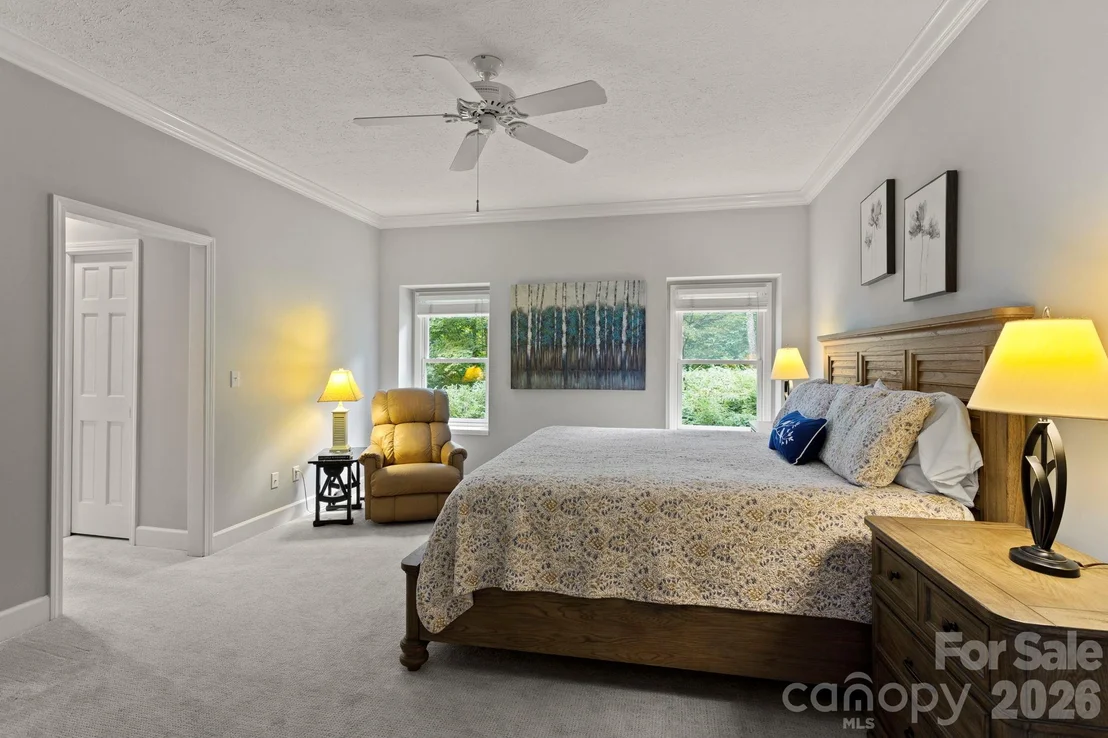 Photo of 324 Kenmure Drive