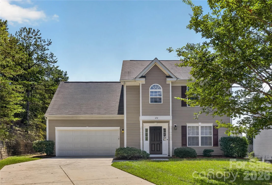 Photo of 634 Longacre Drive