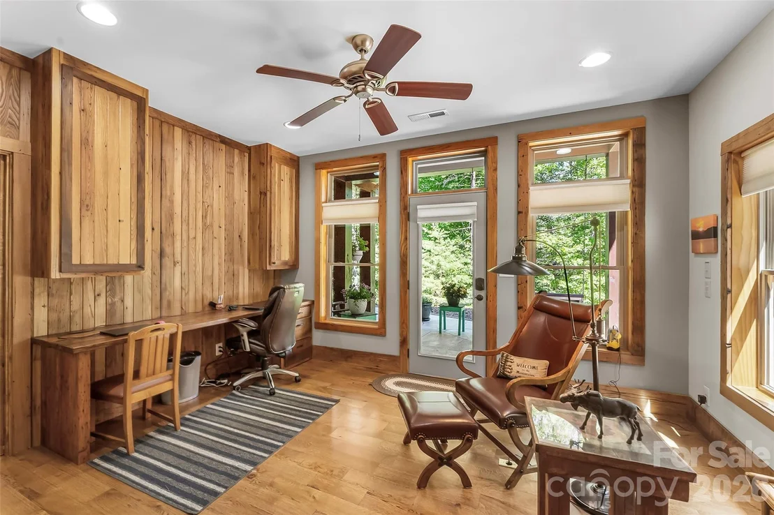 Photo of 1313 High Trail Drive