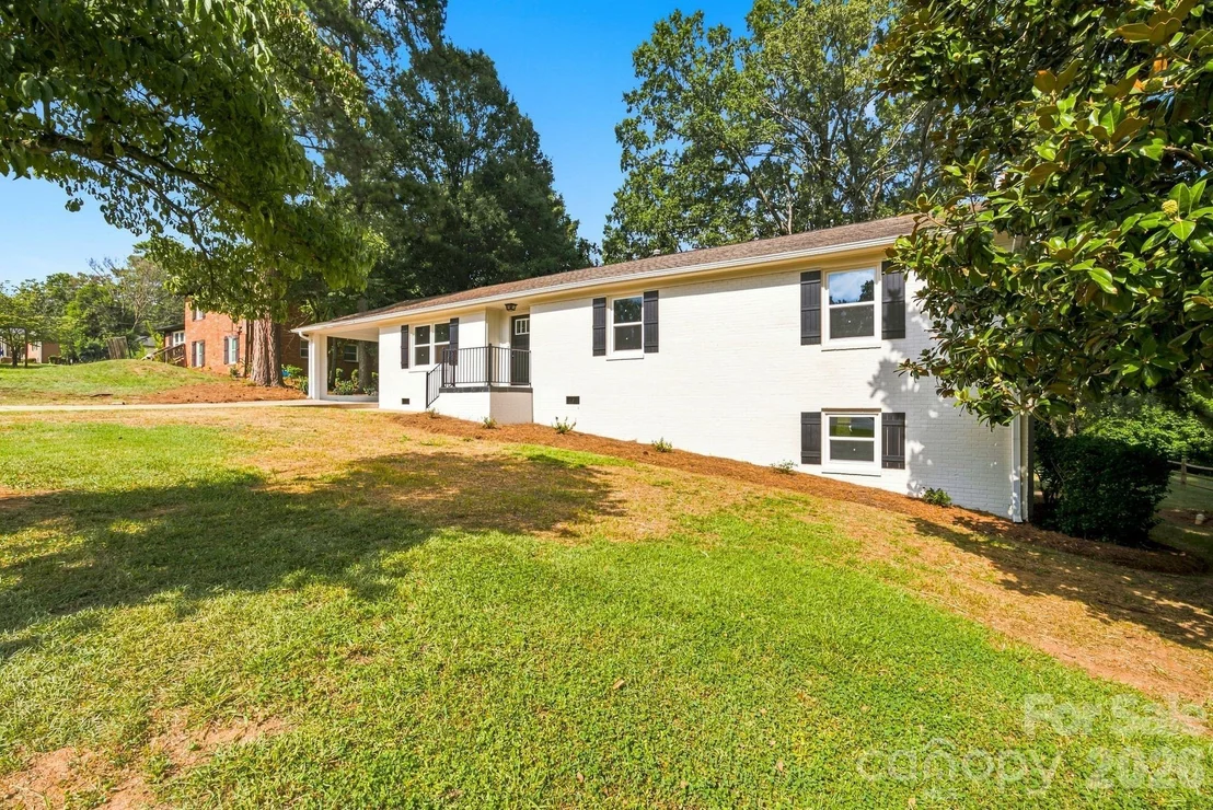 Photo of 656 Harrell Street