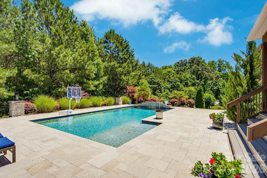 Photo of 3083 Twin Lakes Drive