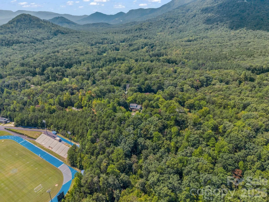 Photo of 215 Hillcrest Drive