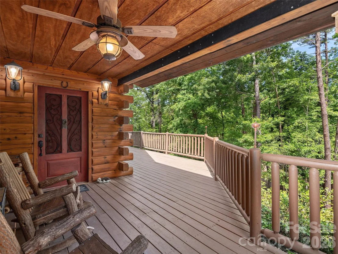 Photo of 413 Green Hills Road