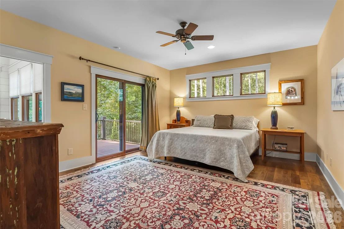 Photo of 3201 Donahue Drive