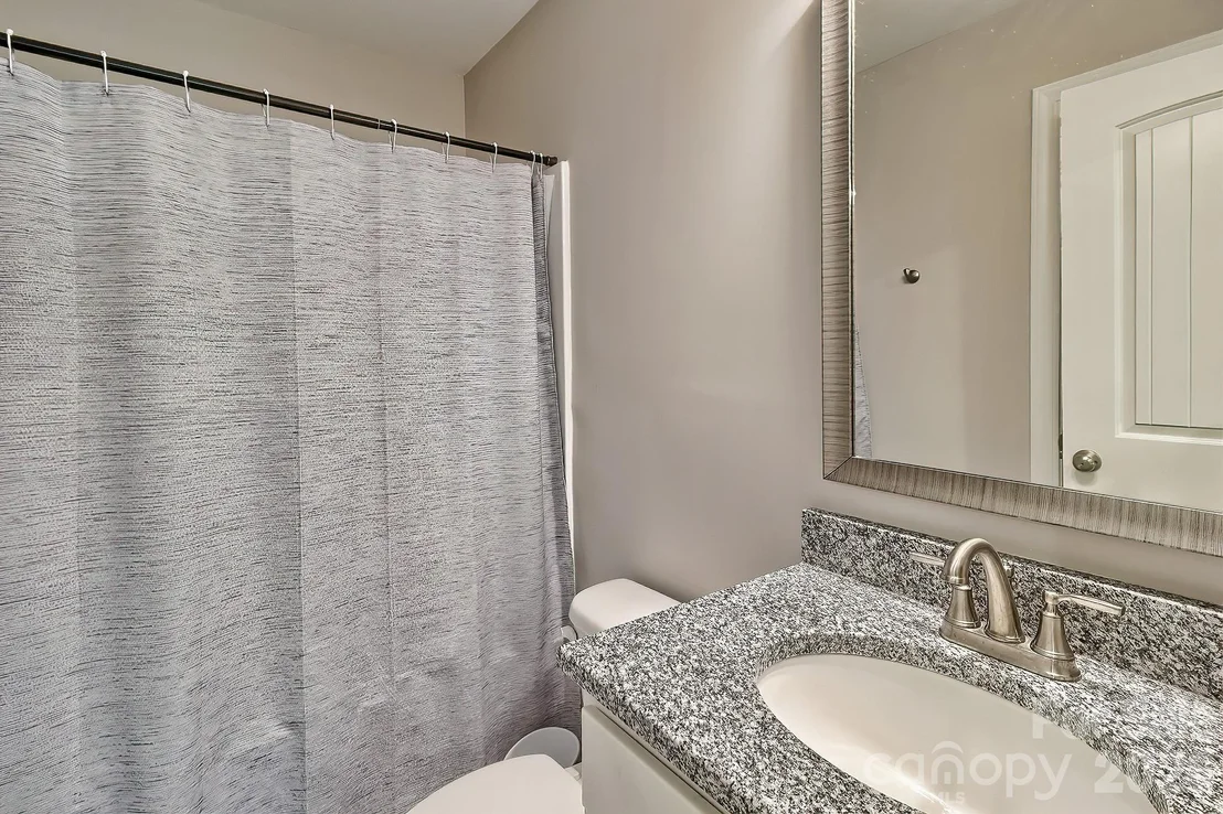 Photo of 4922 Bethune Road