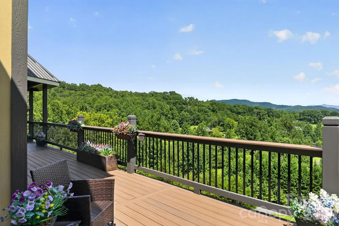 Photo of 100 Brookstone Mountain Trail