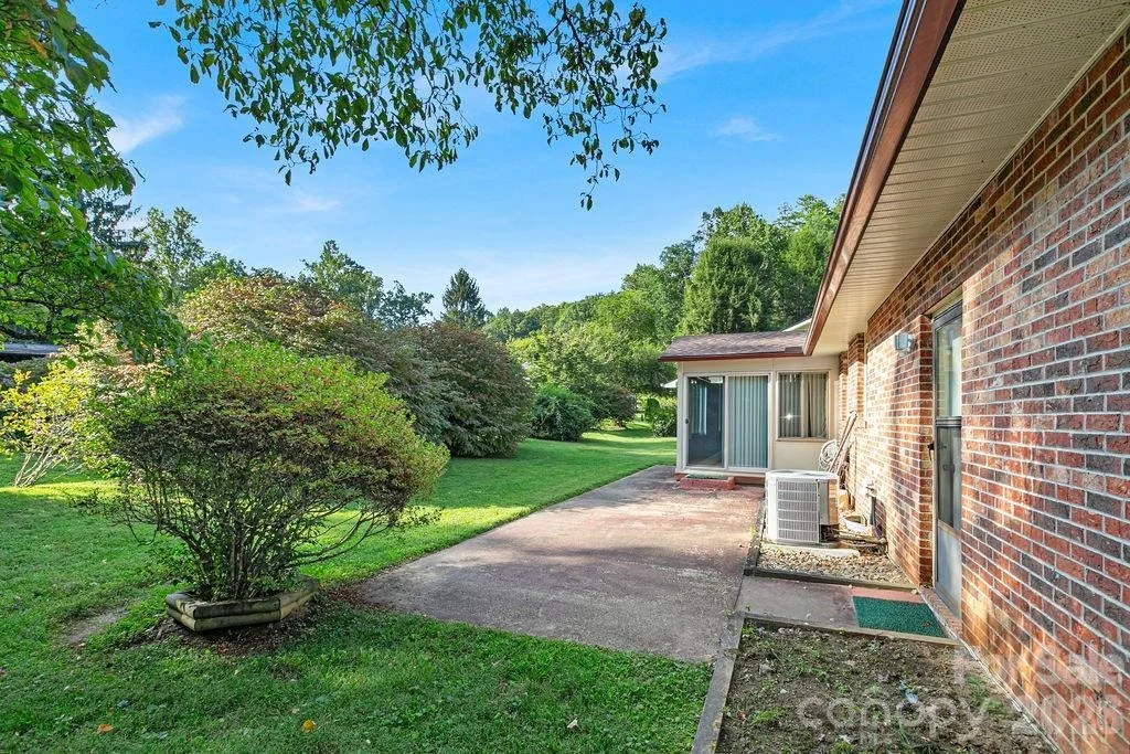 Photo of 234 Resada Drive