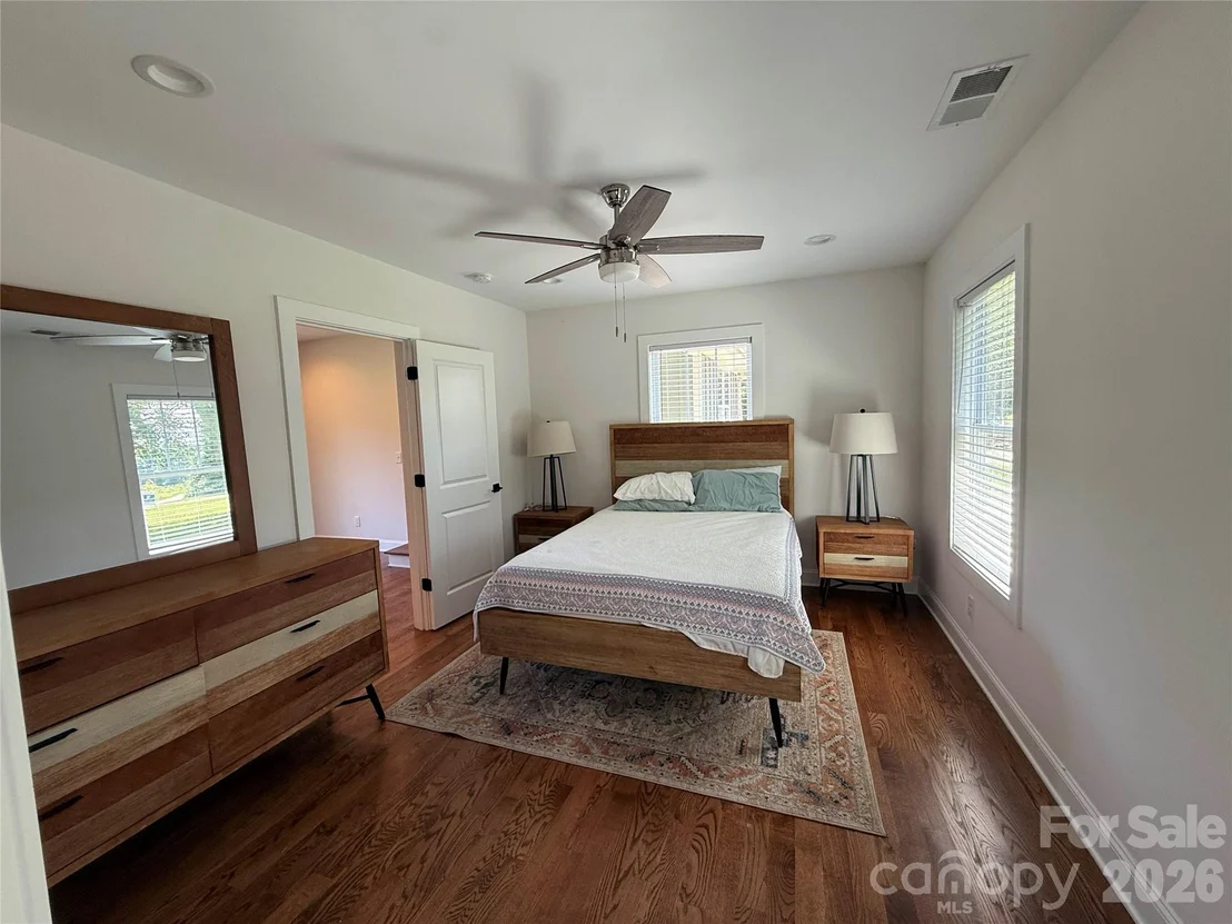 Photo of 100 Gilbert Road