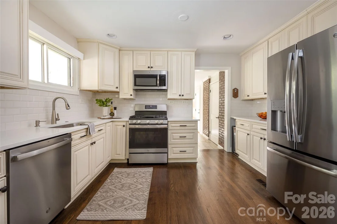 Photo of 4601 General Pershing Drive