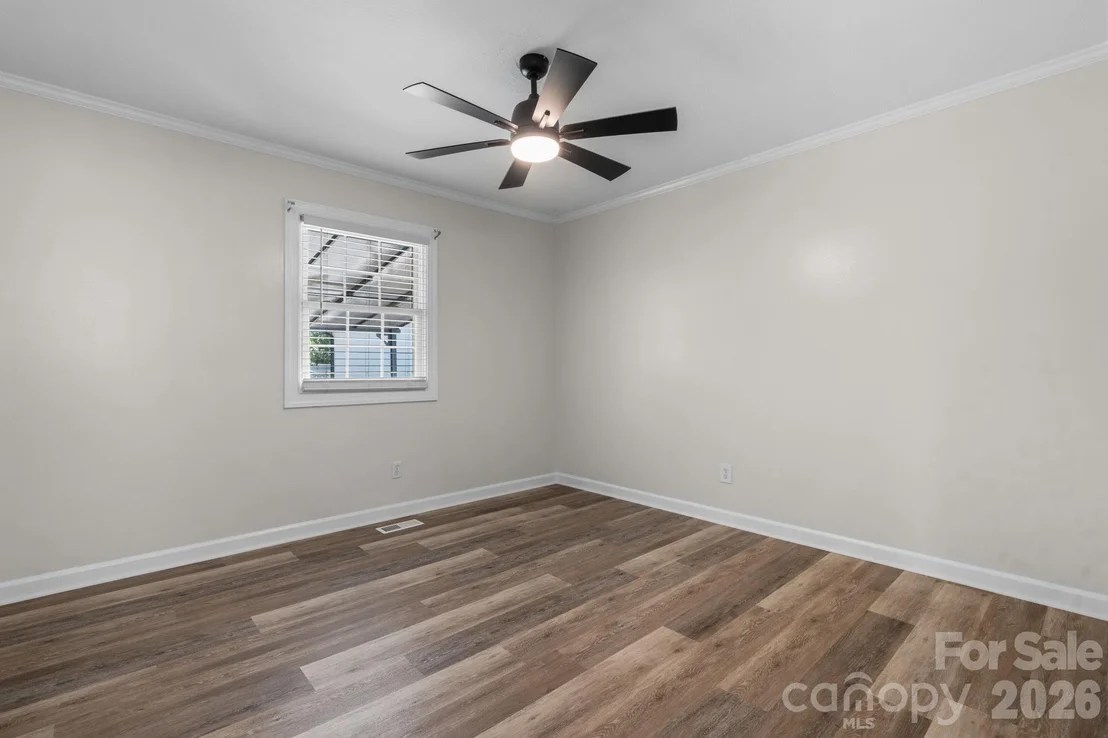 Photo of 5795 Valley Field Road