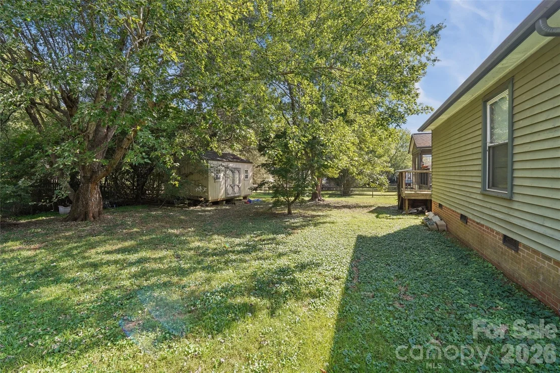 Photo of 204 Hughey Drive