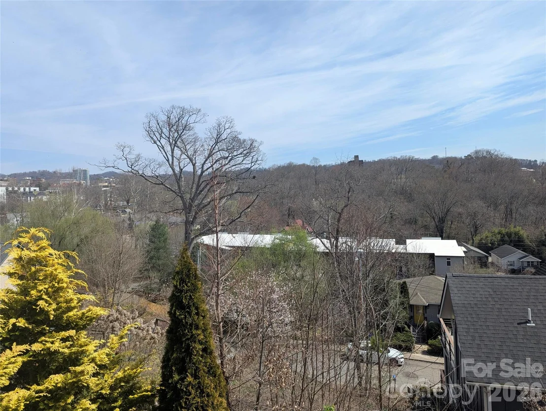 Photo of 39 Jefferson Drive