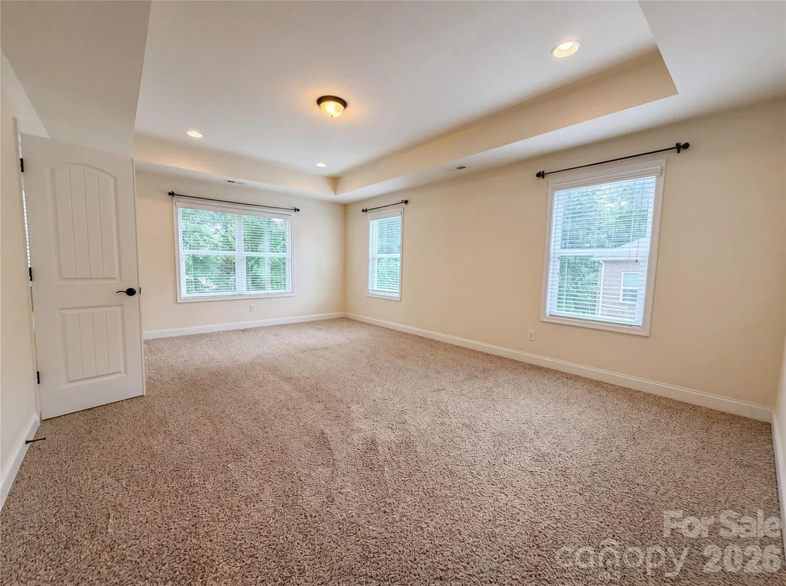 Photo of 2115 Eskridge Terrace