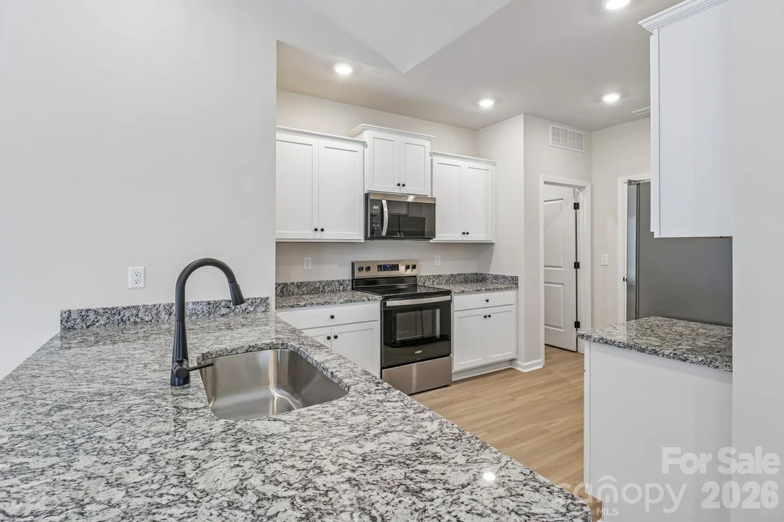 Photo of 708 Willow Estates Drive