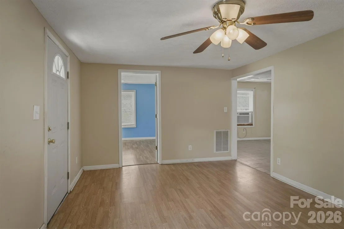 Photo of 2566 Andrews Circle