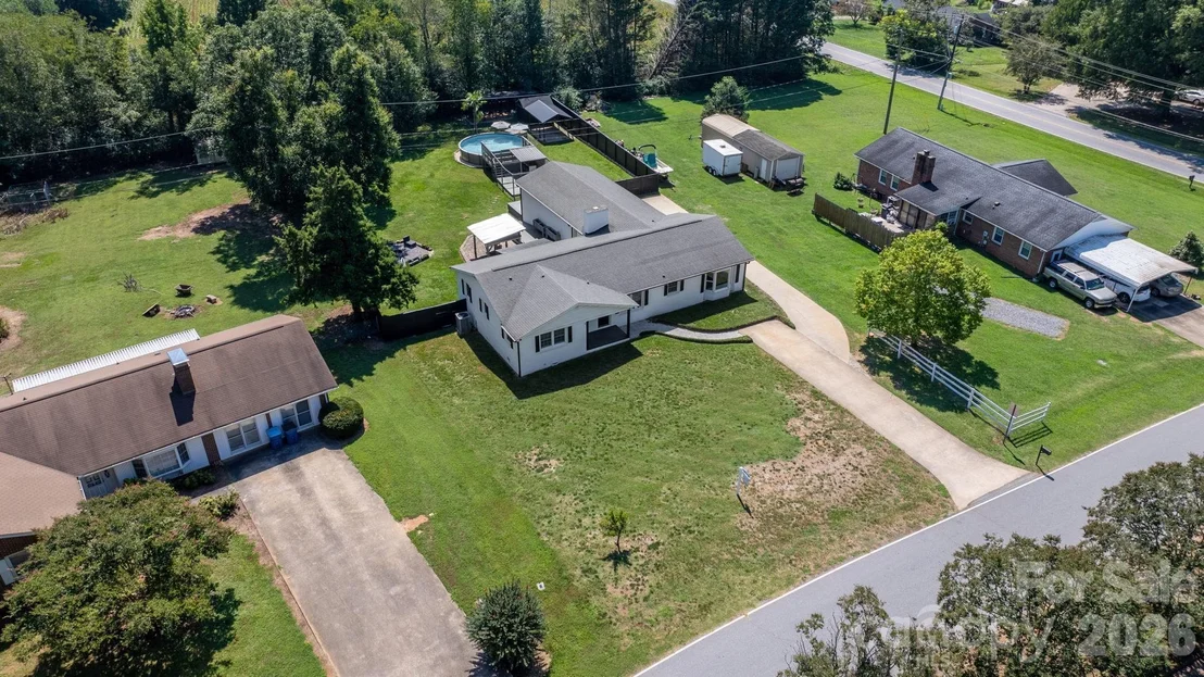 Photo of 5795 Valley Field Road