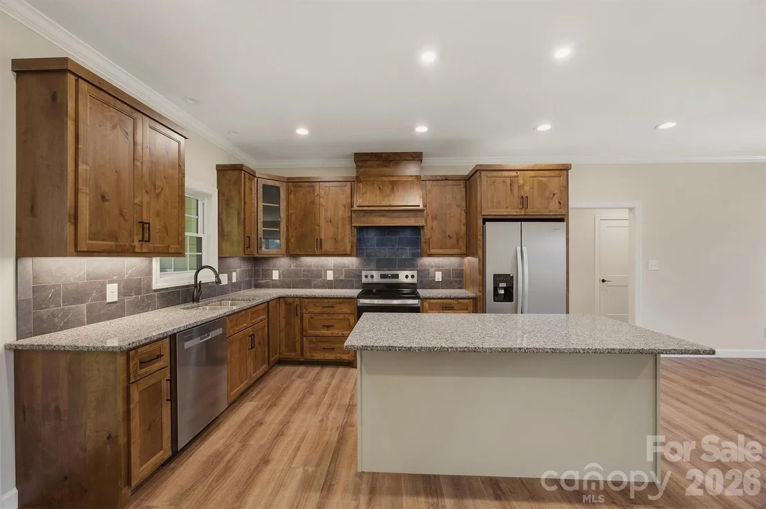Photo of 107 Meadow View Street