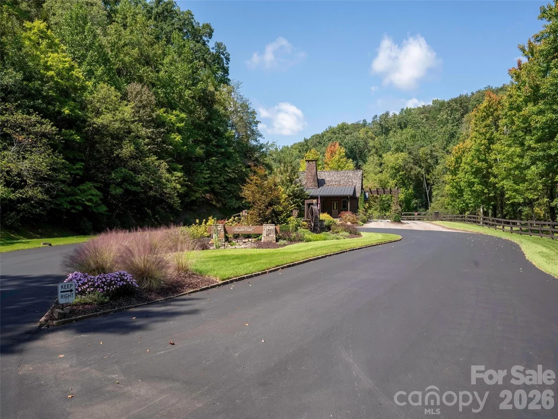 Photo of Lot 2010 Deep Gap Farm None W
