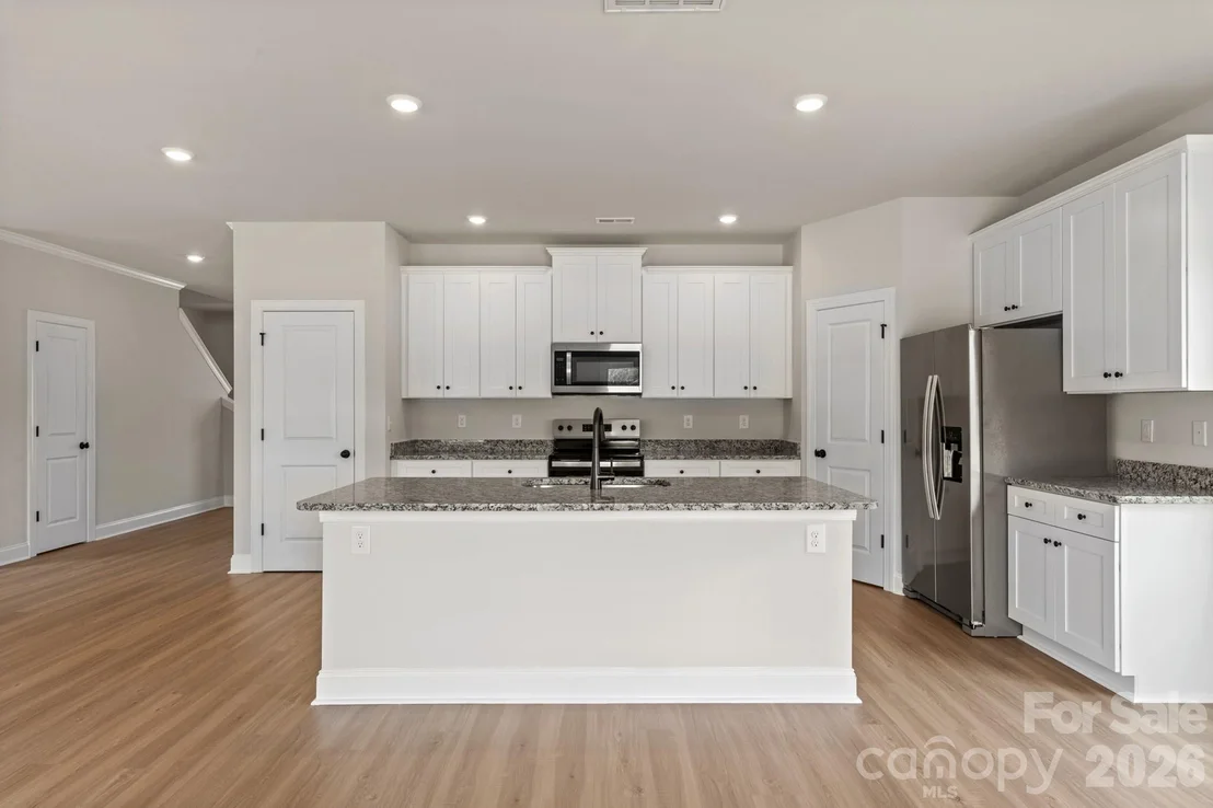 Photo of 810 Willow Estates Drive