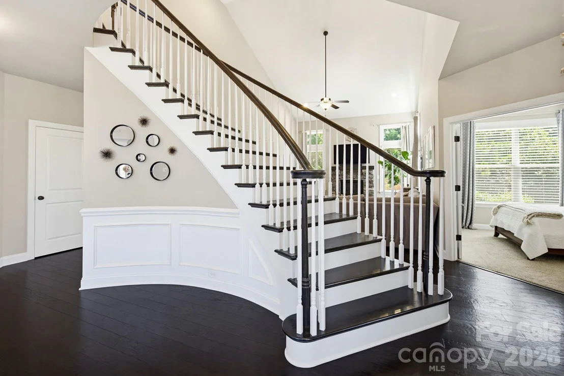 Photo of 3083 Twin Lakes Drive
