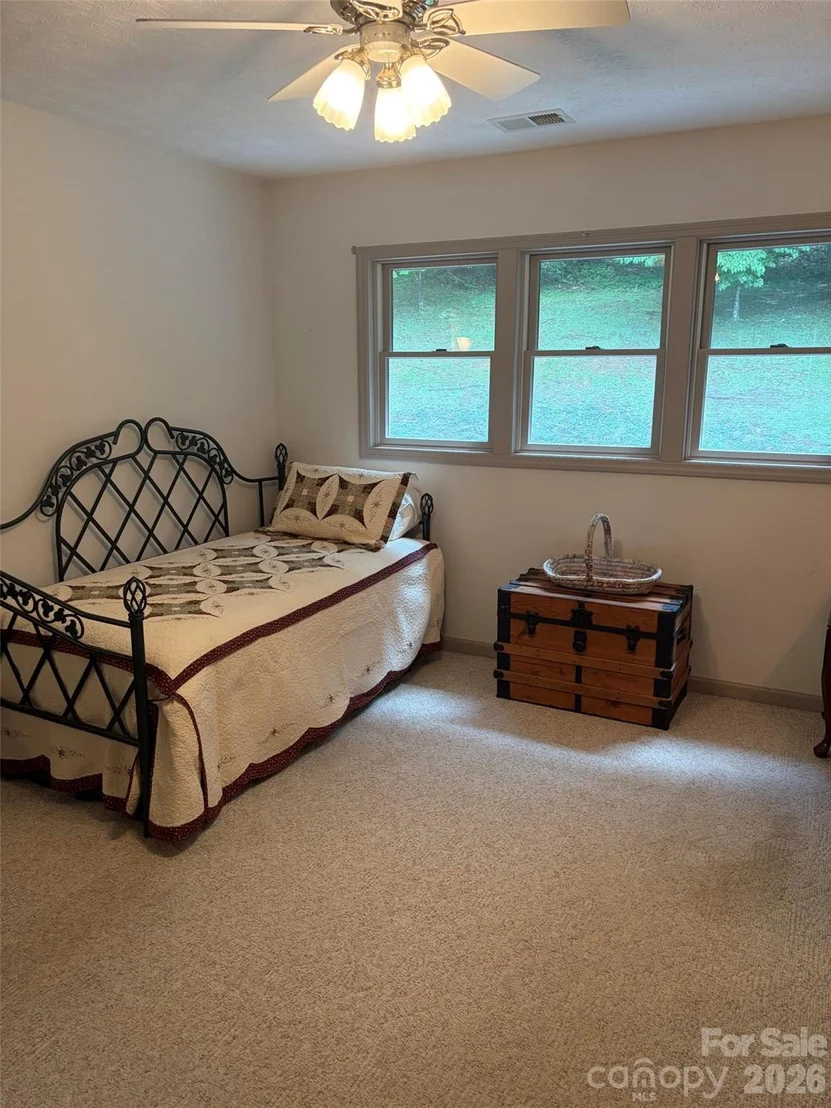 Photo of 2997 Phillips Gap Road