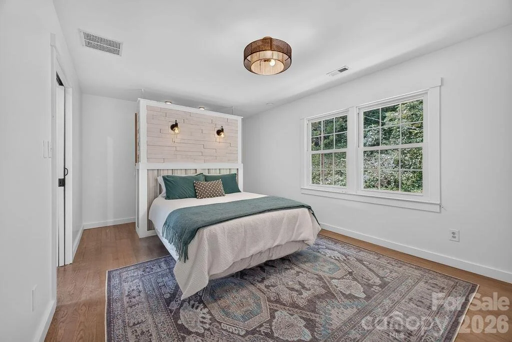 Photo of 23 Clearbrook Road