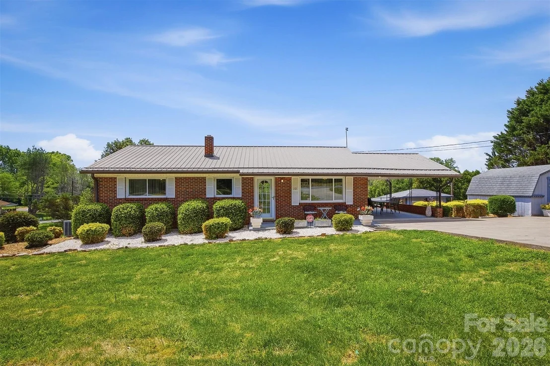 Photo of 101 Regina Drive