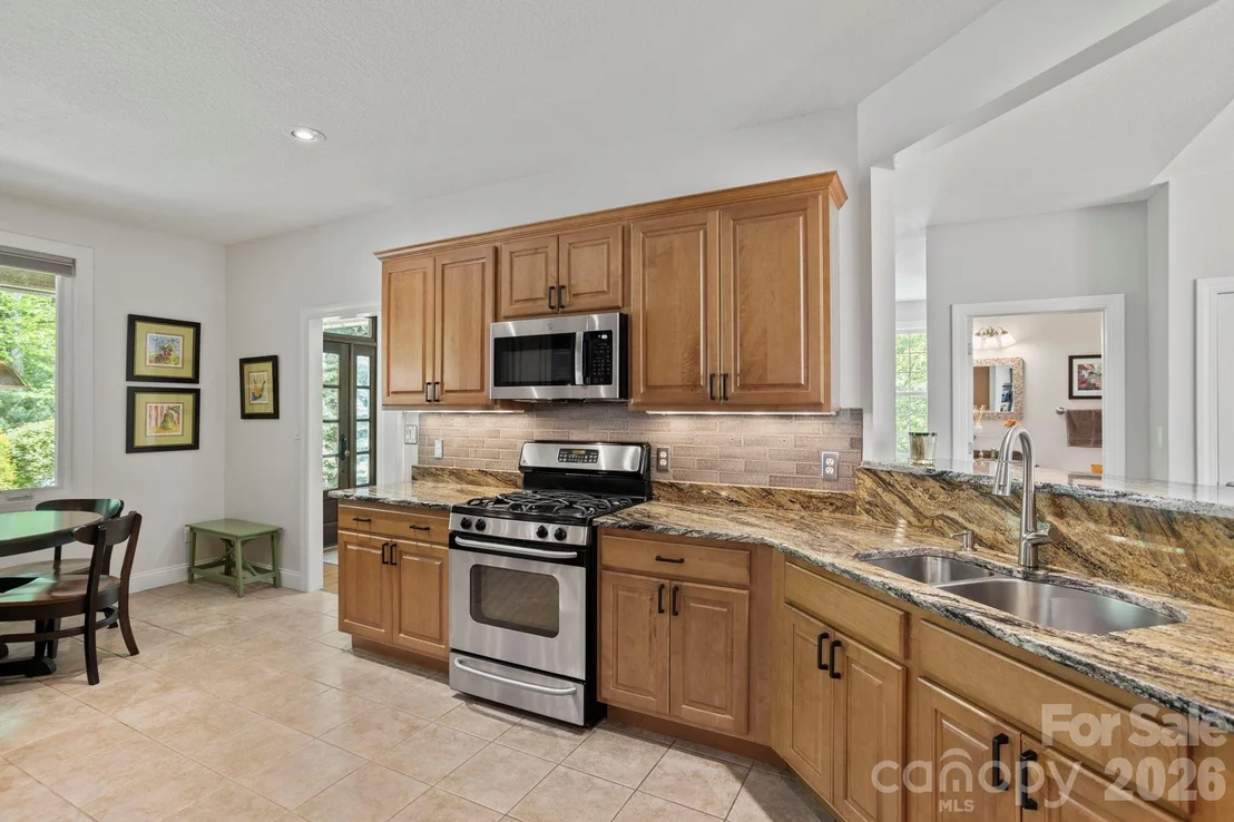 Photo of 547 Pinnacle Peak Lane