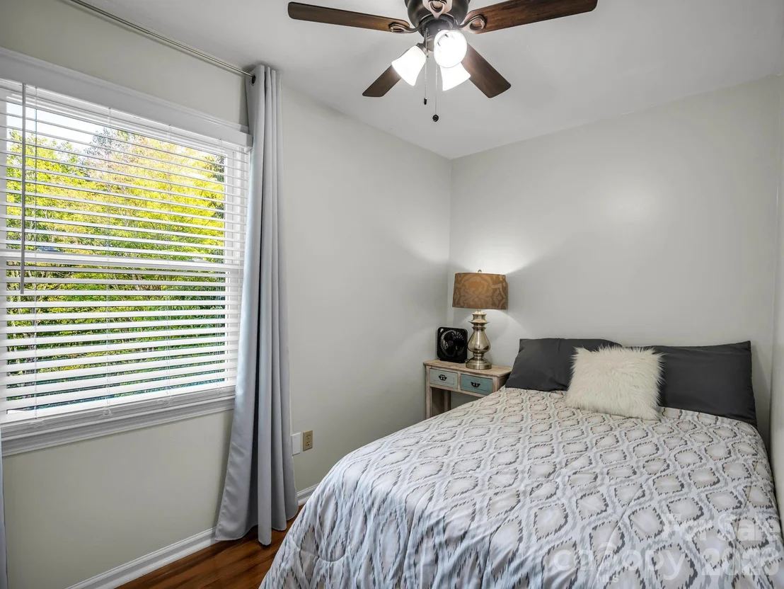 Photo of 215 Hillcrest Drive
