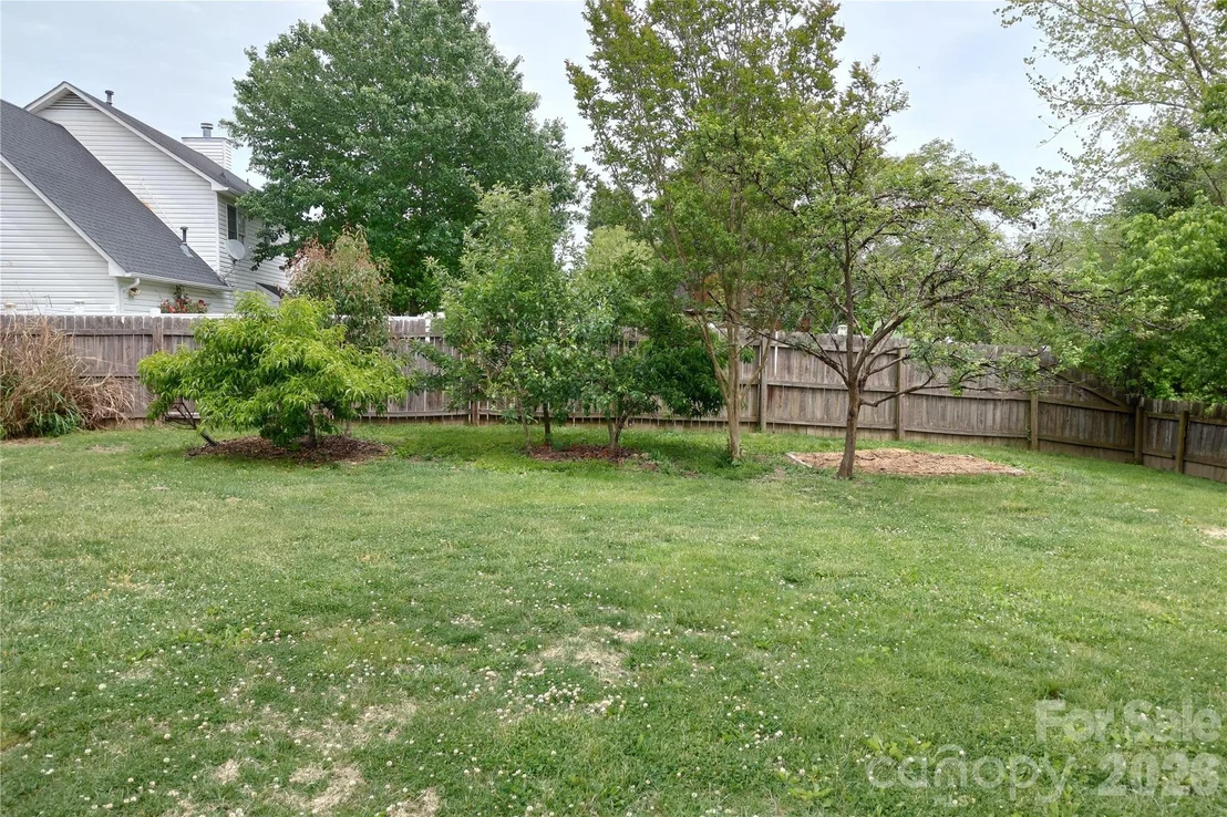 Photo of 1016 Thorncrest Drive