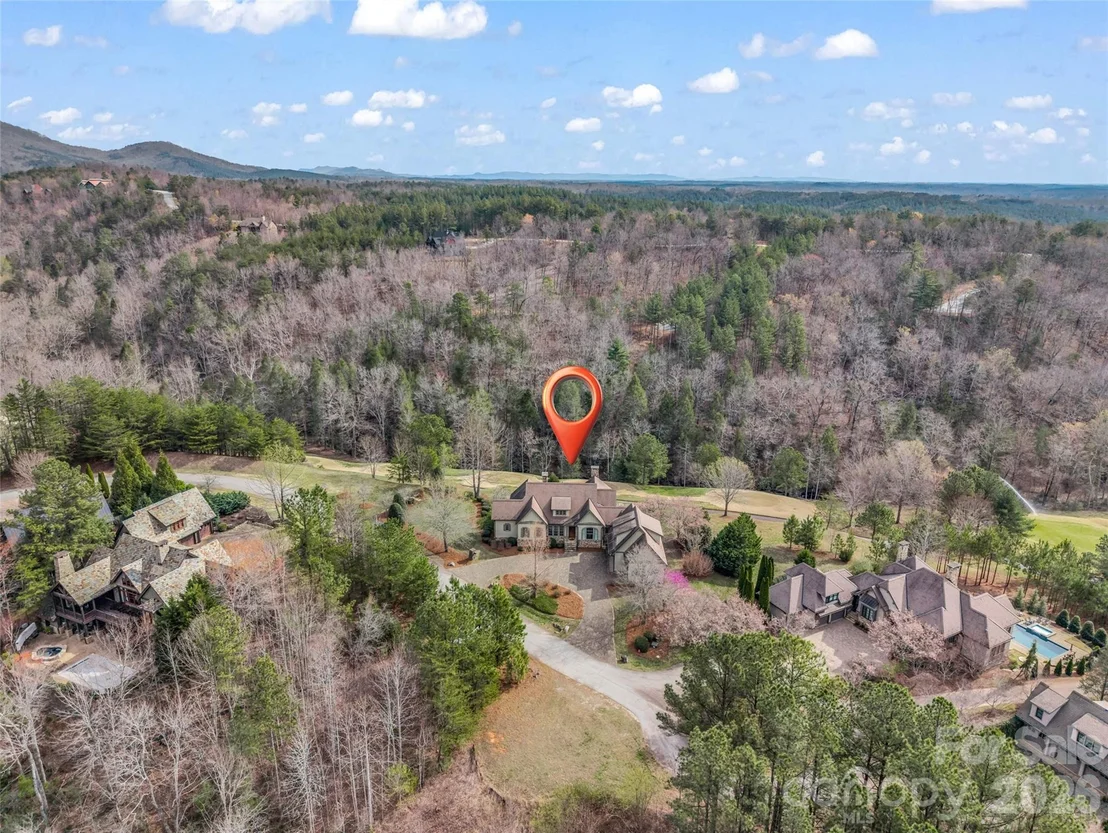 Photo of 565 Chestertown Drive