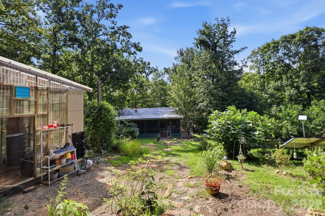 Photo of 464 Mason Road