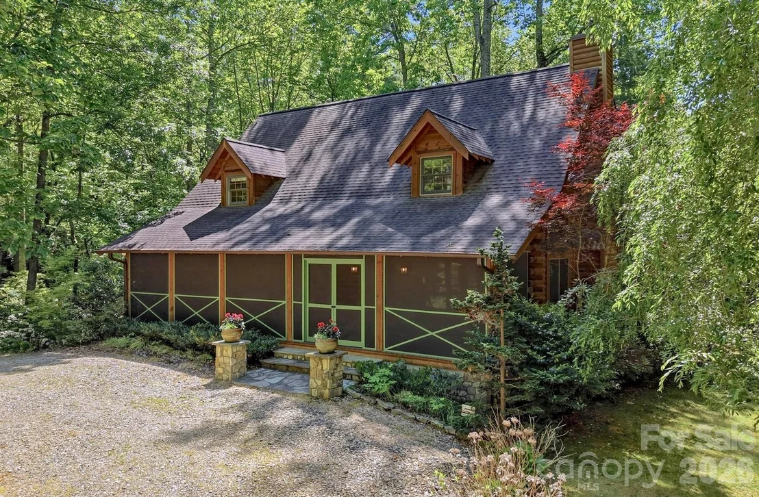 Photo of 16 Shadow Brook Drive