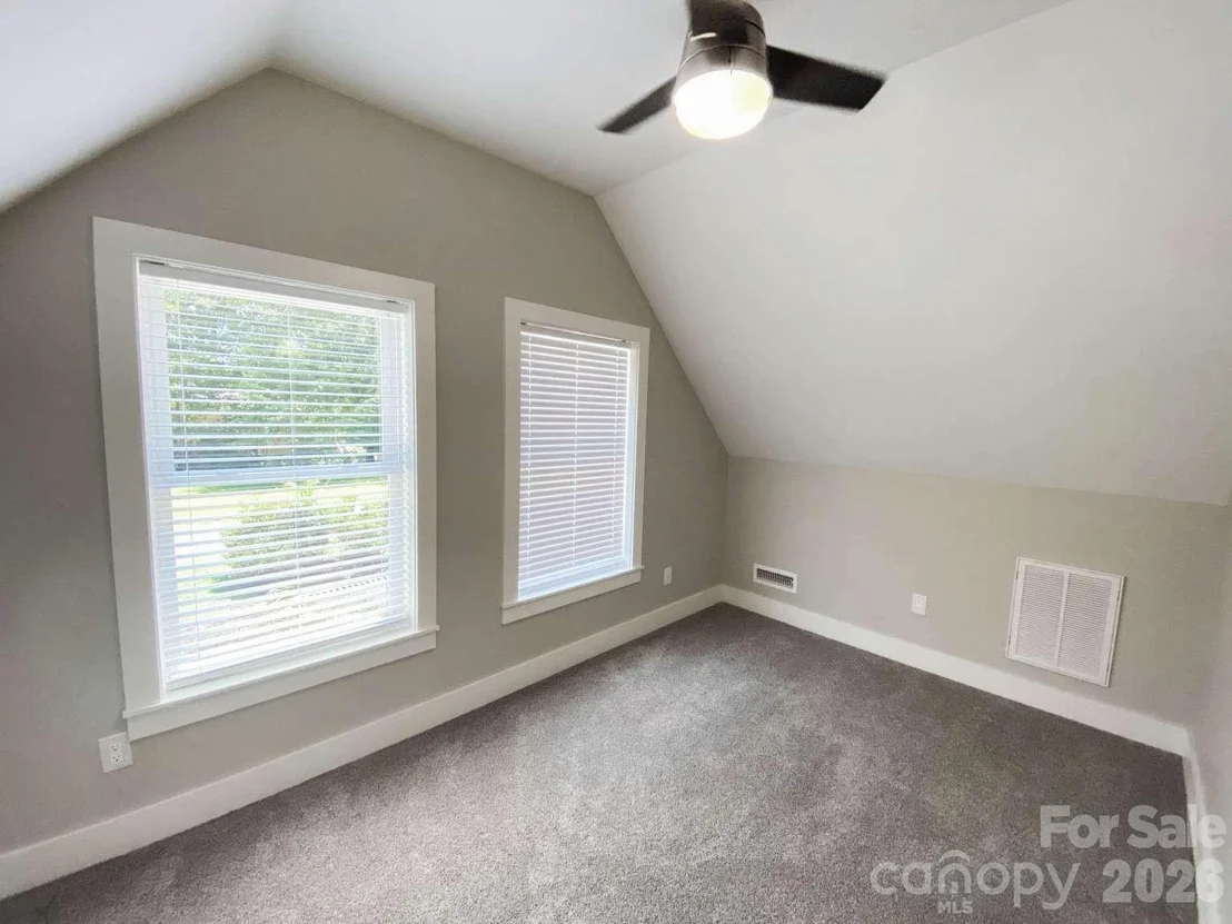 Photo of 141 Carnegie Road
