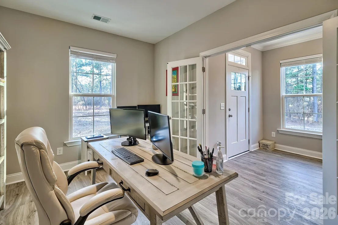 Photo of 4922 Bethune Road